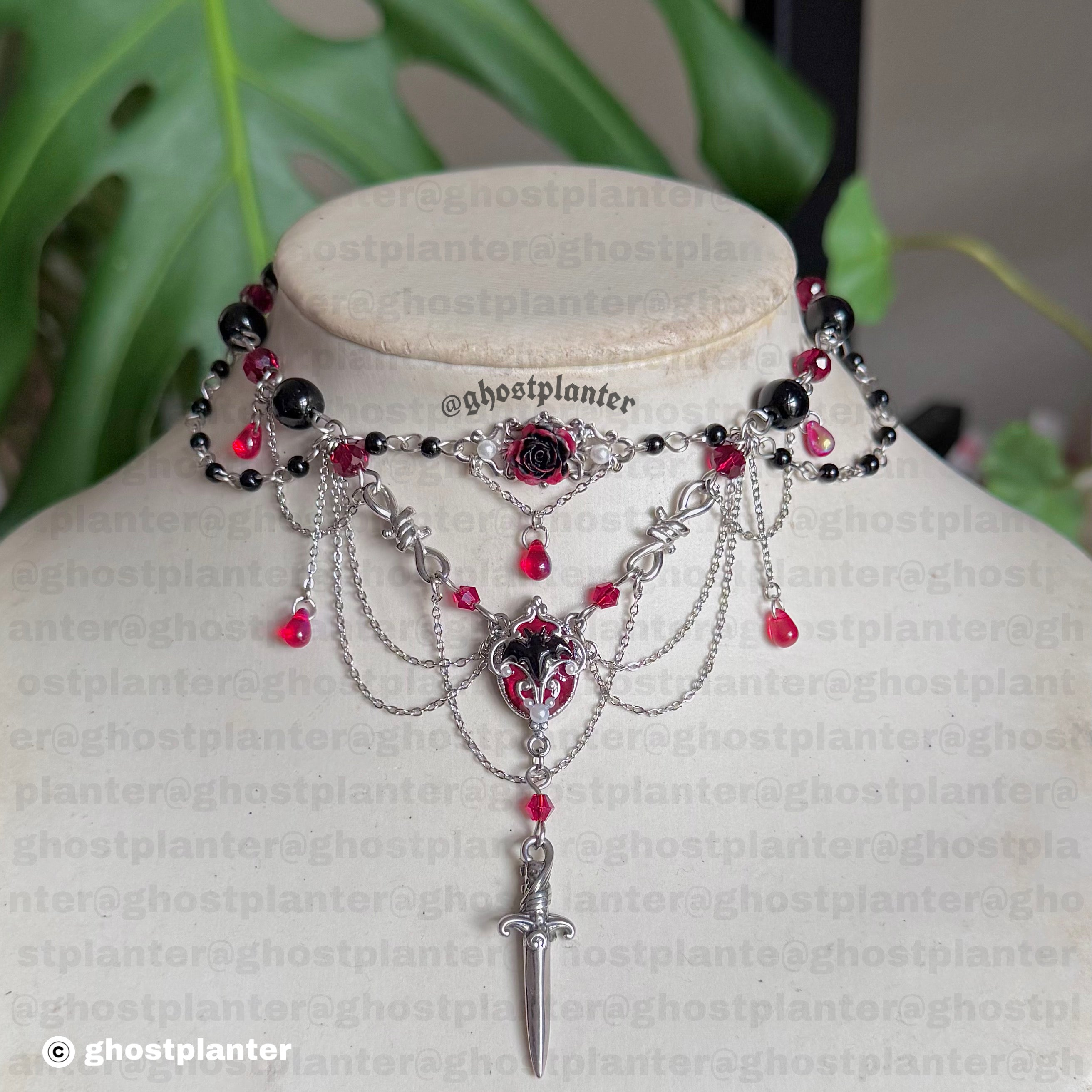 Silver or Golden Stainless Steel Dark Anna Necklace