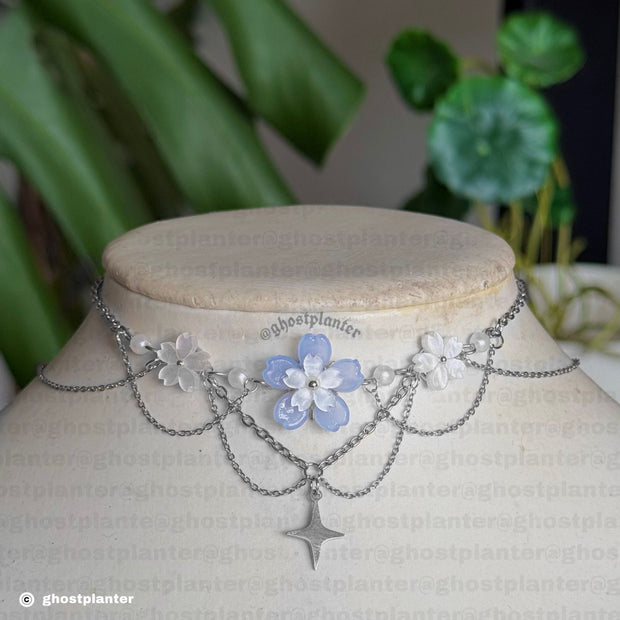 Simple Silver or Golden Steel Spring Sakura Choker