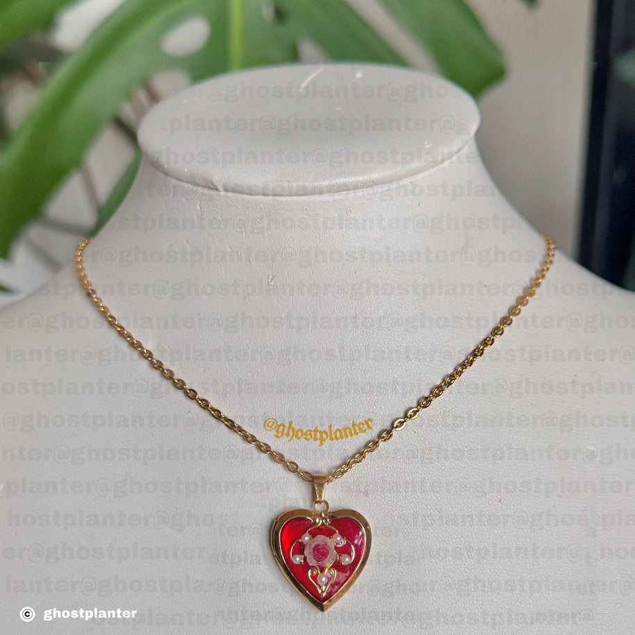 Golden Stainless Steel Locket Necklaces