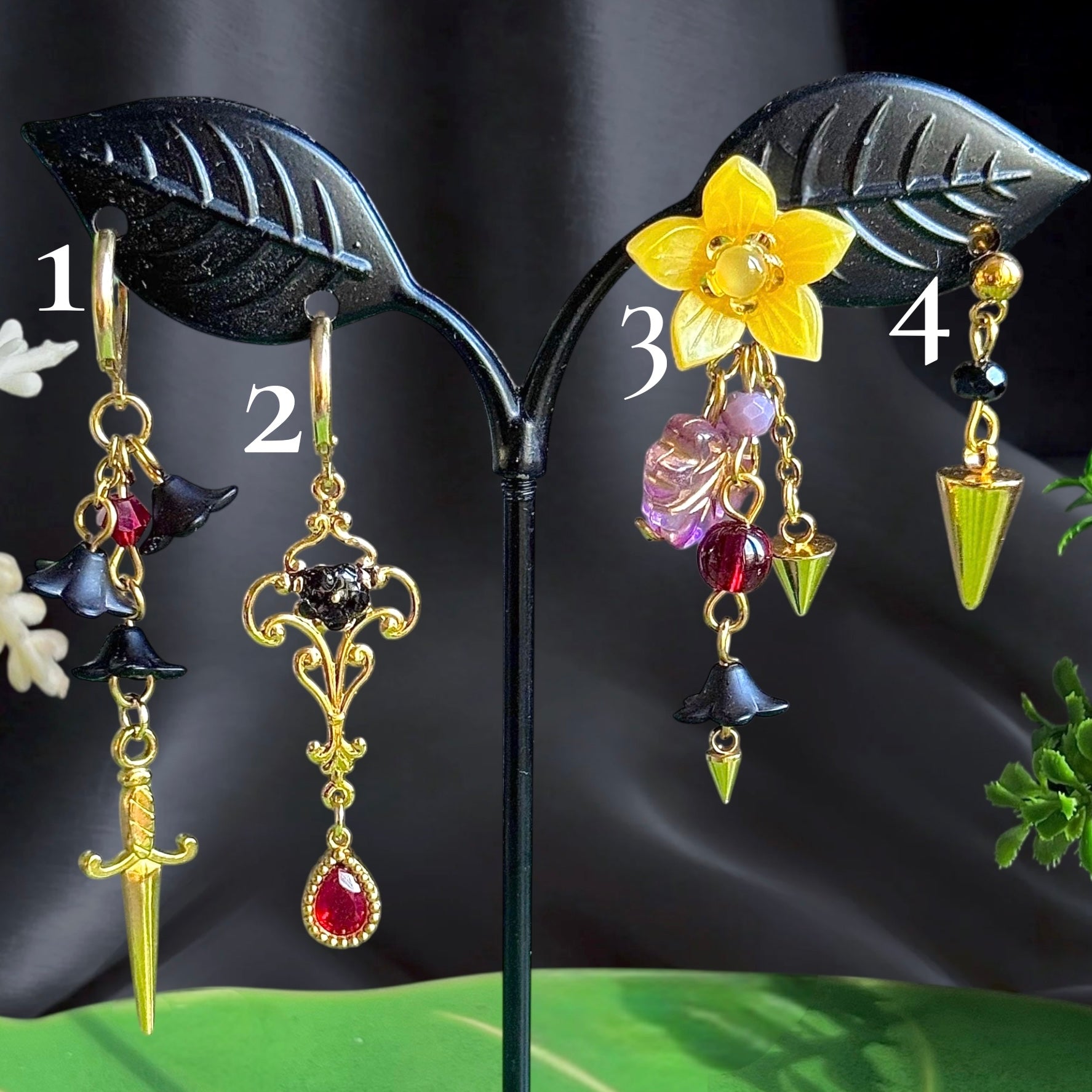 Golden Stainless Steel Rapunzel Gothel Earrings 1pcs