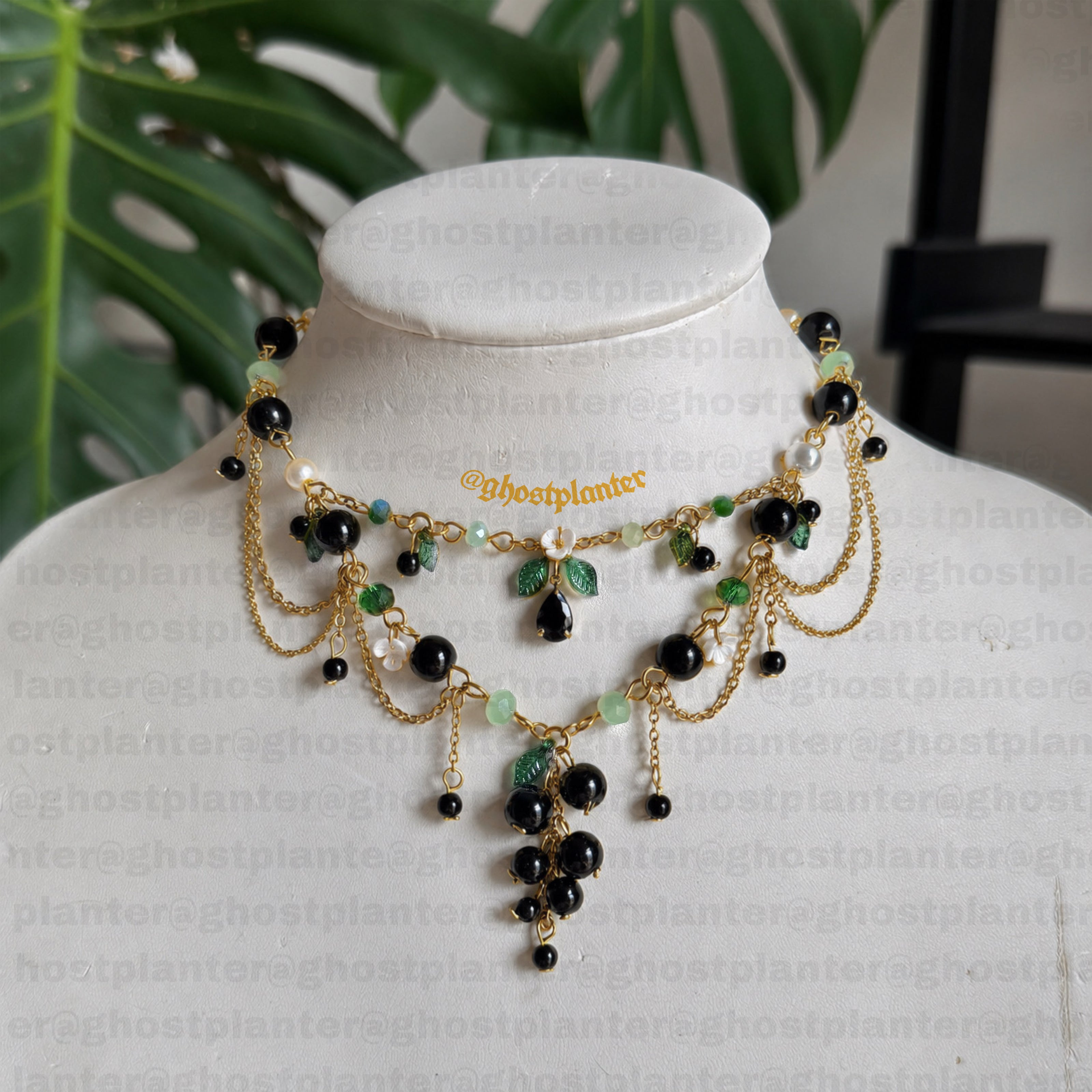 Golden or Silver Stainless Steel Black Currant Necklace