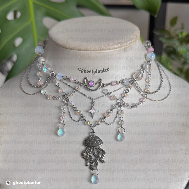 Golden or Silver Stainless Steel Isla Necklace