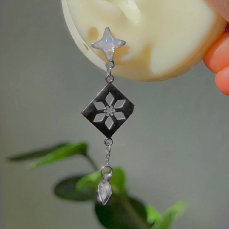 Silver / Golden Steel Genshin Earringpieces